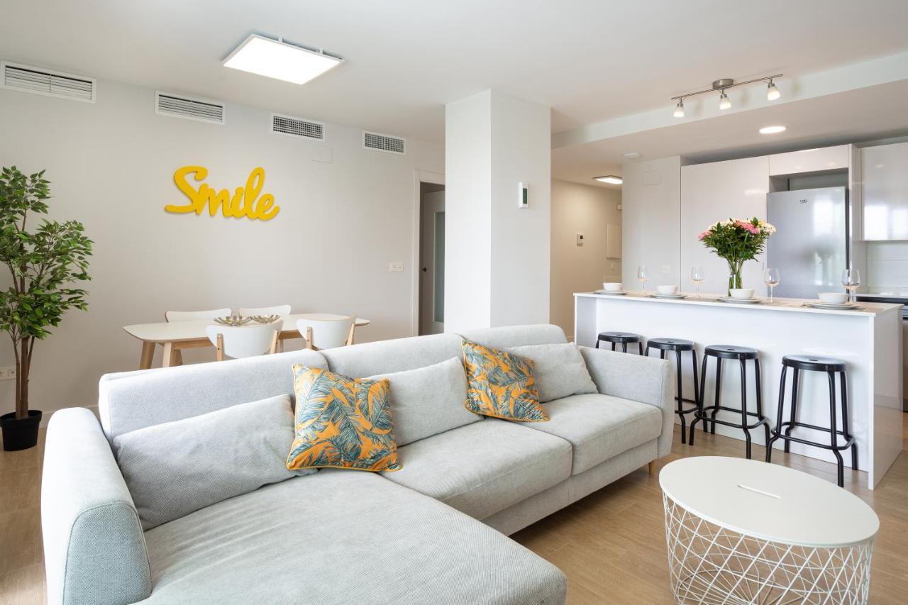 Seafront Duna Beach Luxury Apartment ตอร์ร็อกซ์ ภายนอก รูปภาพ