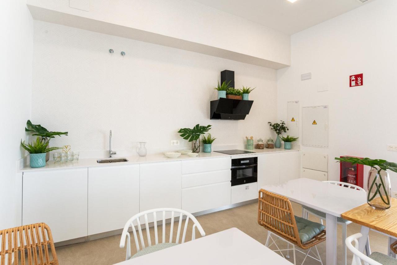 Seafront Duna Beach Luxury Apartment ตอร์ร็อกซ์ ภายนอก รูปภาพ