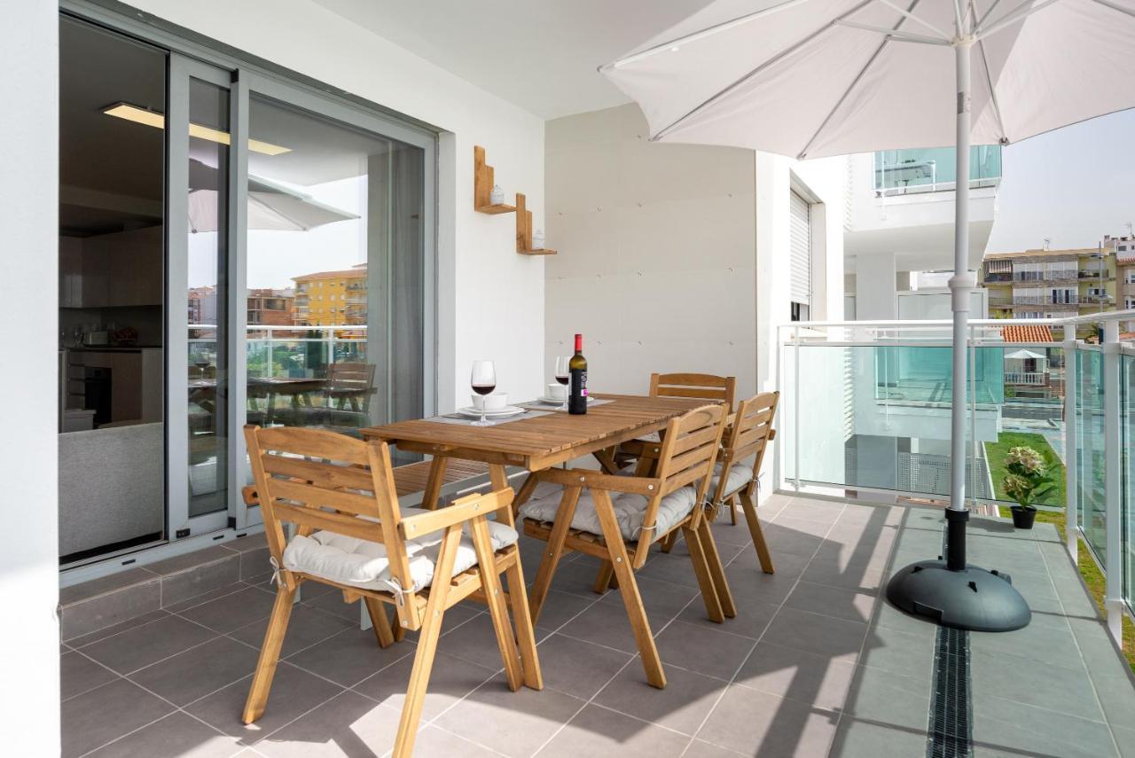 Seafront Duna Beach Luxury Apartment ตอร์ร็อกซ์ ภายนอก รูปภาพ