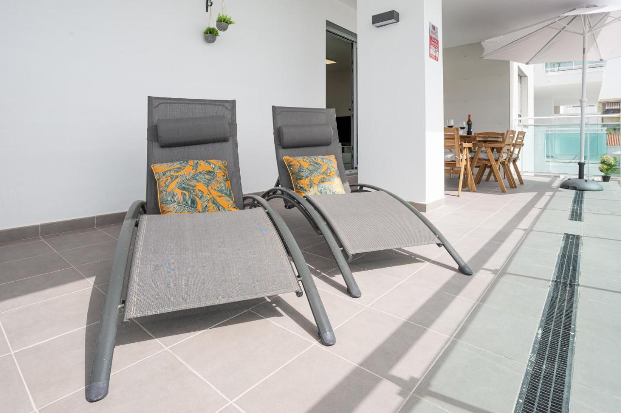 Seafront Duna Beach Luxury Apartment ตอร์ร็อกซ์ ภายนอก รูปภาพ