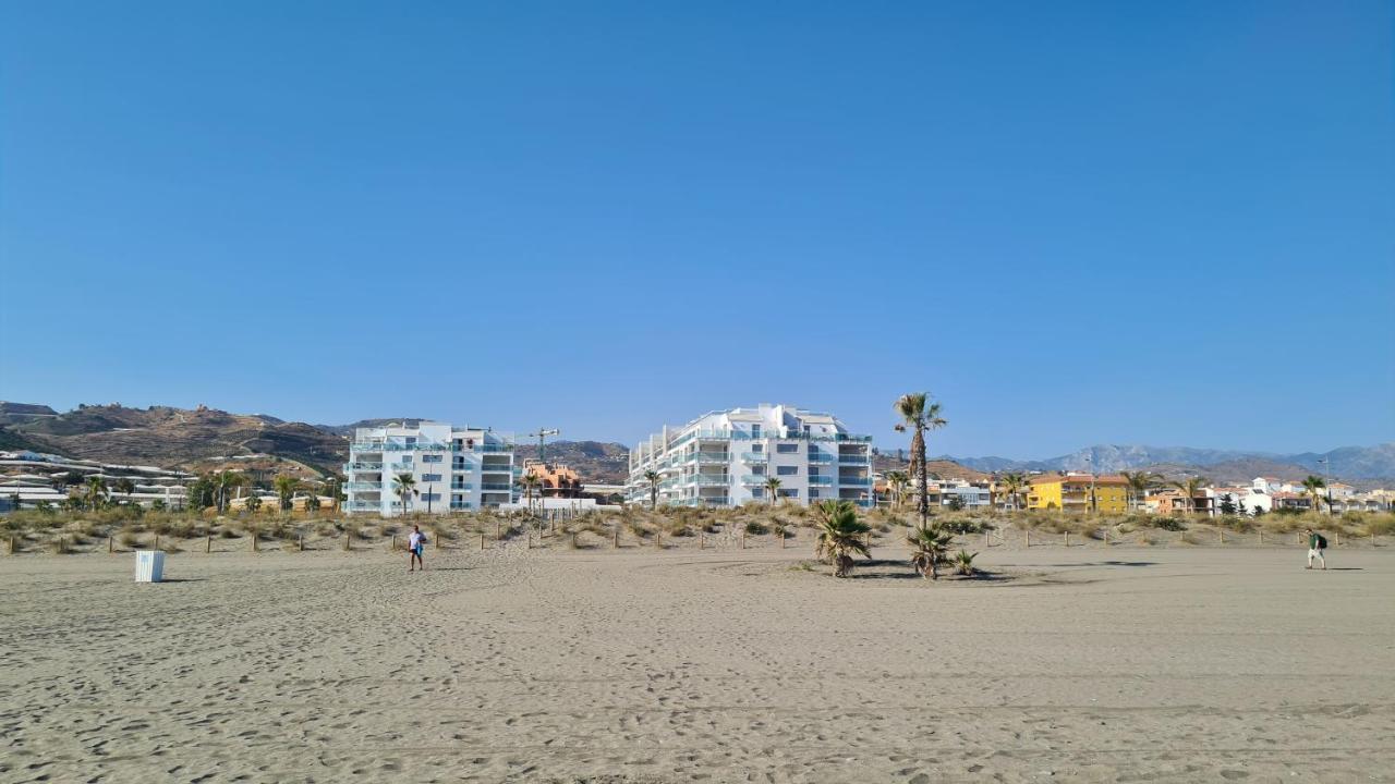 Seafront Duna Beach Luxury Apartment ตอร์ร็อกซ์ ภายนอก รูปภาพ